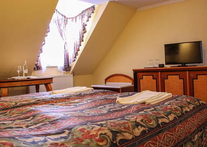 ゲストハウス Offi Haz エゲル